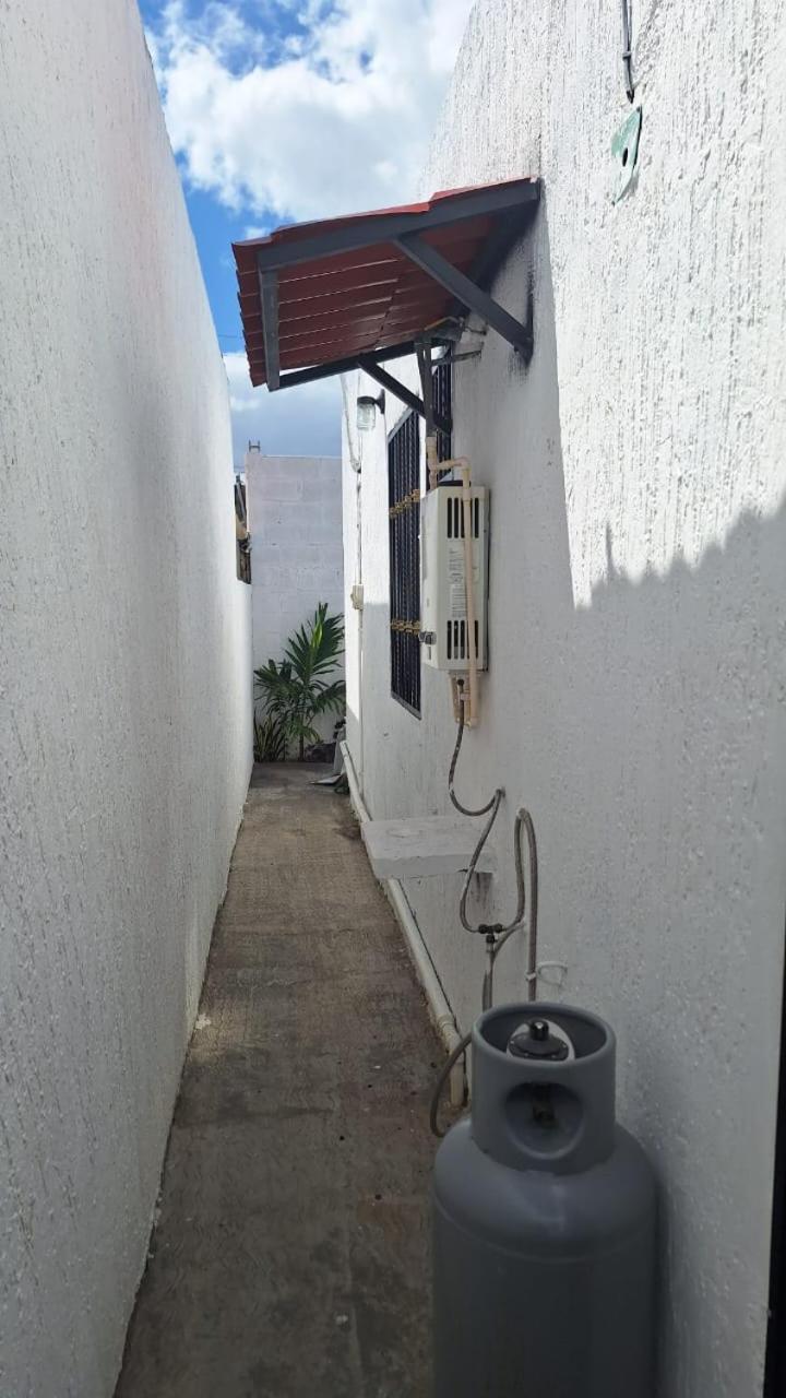 Casa El Conquistador/Excelenteubicacion/2Hab/Wifi Merida Exterior photo